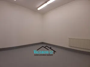 Pronájem výrobních prostor, Kroměříž, 80 m2