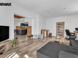 Prodej vícegeneračního domu, Klamoš, 570 m2