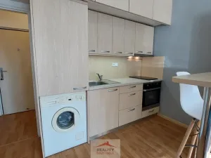 Pronájem bytu 1+kk, Valašské Meziříčí, Vsetínská, 24 m2