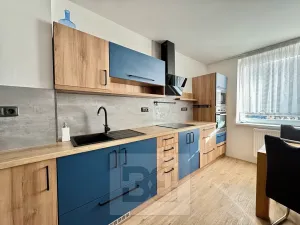 Prodej bytu 2+1, Rousínov, V Sídlišti, 61 m2