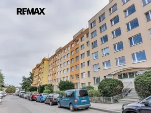 Prodej bytu 2+kk, Praha - Horní Měcholupy, Neapolská, 43 m2