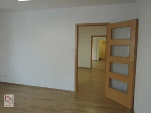 Pronájem kanceláře, České Budějovice, Krajinská, 73 m2