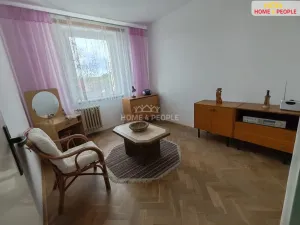 Pronájem bytu 4+1, Karlovy Vary - Stará Role, Školní, 84 m2