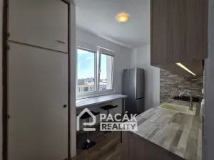 Pronájem bytu 2+1, Přerov, Tománkova, 52 m2