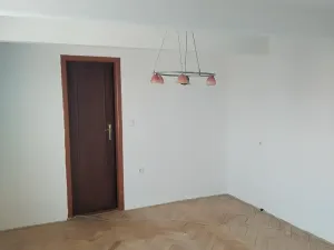 Pronájem bytu 2+kk, Pardubice, Sladkovského, 52 m2