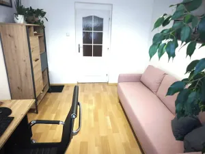 Pronájem kanceláře, Slaný, Prokopa Holého, 16 m2