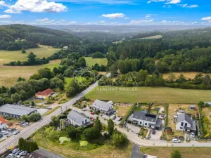 Prodej rodinného domu, Kamenice - Ládví, Lužní, 131 m2