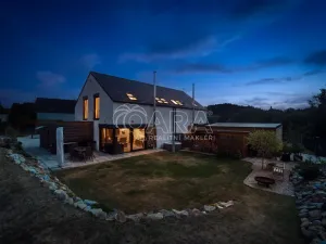Prodej rodinného domu, Kamenice - Ládví, Lužní, 131 m2