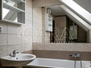 Pronájem bytu 2+kk, Praha - Vokovice, Vokovická, 50 m2