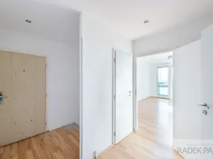 Prodej bytu 1+1, Praha - Háje, Kosmická, 48 m2