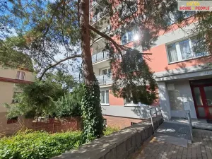 Pronájem bytu 4+1, Karlovy Vary, Školní, 84 m2