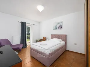Prodej ubytování, Přední Výtoň, 900 m2