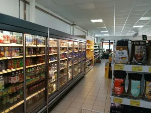 Prodej obchodního prostoru, Velim, Riegrova, 218 m2