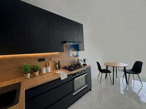Pronájem bytu 3+kk, Praha, Španielova, 60 m2