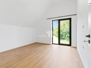 Pronájem rodinného domu, Praha - Benice, 202 m2