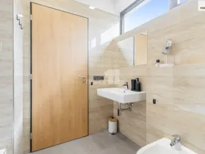 Pronájem bytu 3+kk, Praha - Benice, 105 m2