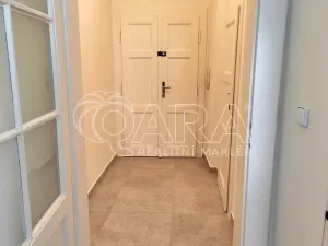 Pronájem bytu 1+kk, Praha - Libeň, Lindnerova, 32 m2