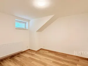 Pronájem bytu 1+1, Liberec - Liberec IV-Perštýn, U Krematoria, 65 m2