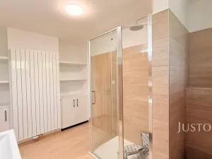 Pronájem bytu 2+kk, Liberec - Liberec IV-Perštýn, U Krematoria, 43 m2