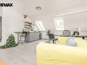 Pronájem kanceláře, Písek, Chelčického, 75 m2