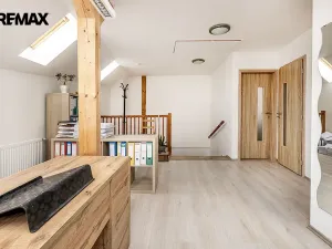 Pronájem kanceláře, Písek, Chelčického, 75 m2