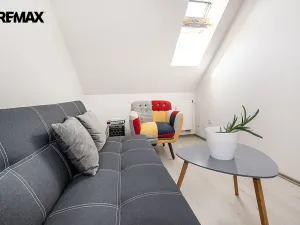 Pronájem kanceláře, Písek, Chelčického, 75 m2