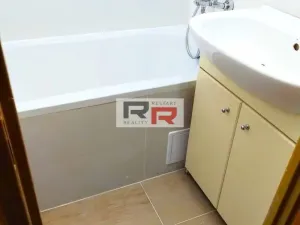 Pronájem bytu 2+1, Moravský Beroun, náměstí 9. května, 51 m2