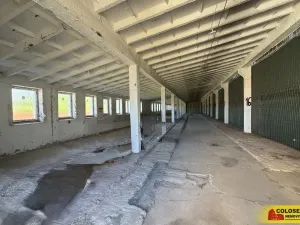 Pronájem skladu, Chvalovice, 330 m2