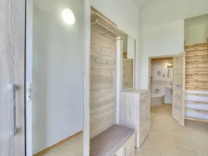 Pronájem bytu 2+kk, Dobřichovice, Anglická, 50 m2