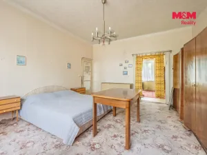 Prodej rodinného domu, Smečno, nám. T. G. Masaryka, 120 m2