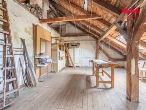 Prodej rodinného domu, Smečno, nám. T. G. Masaryka, 120 m2