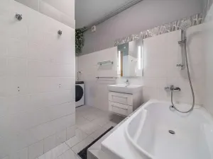 Prodej bytu 2+1, Klatovy, Hálkova, 56 m2