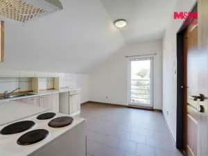 Pronájem bytu 2+kk, Chrást, tř. Čs. odboje, 45 m2