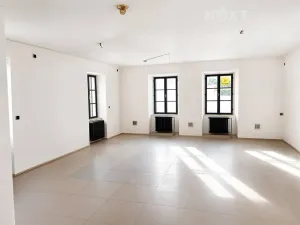 Pronájem obchodního prostoru, Dačice, Masarykova, 320 m2