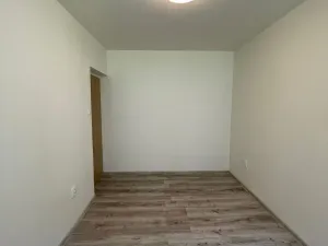 Pronájem bytu 2+kk, Meziboří, Okružní, 44 m2