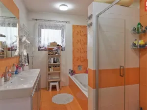 Pronájem rodinného domu, Olomouc - Neředín, Pod Letištěm, 140 m2