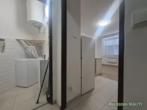 Pronájem bytu 1+kk, Praha - Michle, Michelská, 25 m2