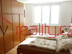 Pronájem bytu 3+1, Karlovy Vary, Klínovecká, 82 m2