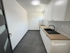 Pronájem komerční, Bystřice, 54 m2