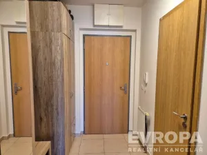 Prodej bytu 1+kk, Praha - Řeporyje, Kakosova, 36 m2