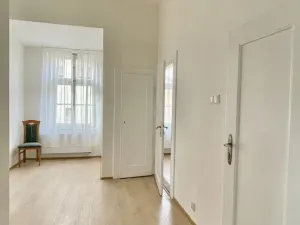 Prodej bytu 3+1, Mariánské Lázně, Hlavní třída, 89 m2
