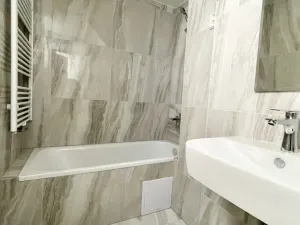 Prodej bytu 3+1, Mariánské Lázně, Hlavní třída, 89 m2