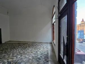 Pronájem obchodního prostoru, Roudnice nad Labem, Arnoštova, 70 m2