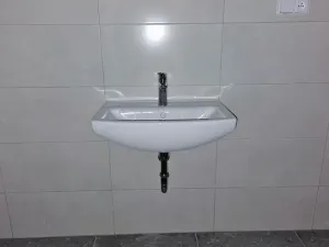Pronájem obchodního prostoru, Roudnice nad Labem, Arnoštova, 70 m2