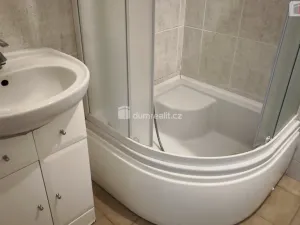 Prodej bytu 3+1, Spálené Poříčí, Lipnická, 64 m2