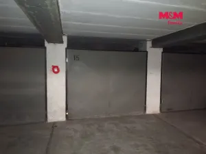Pronájem garáže, Plzeň - Skvrňany, Vojanova, 17 m2