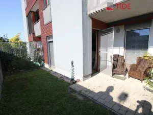 Pronájem bytu 2+kk, Praha - Uhříněves, V bytovkách, 60 m2