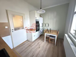 Pronájem bytu 3+1, Praha - Záběhlice, Jižní III, 78 m2