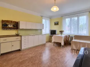 Prodej rodinného domu, Bernartice - Kolišov, 514 m2