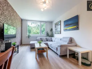Prodej bytu 3+1, Praha - Kobylisy, Jelínkova, 61 m2